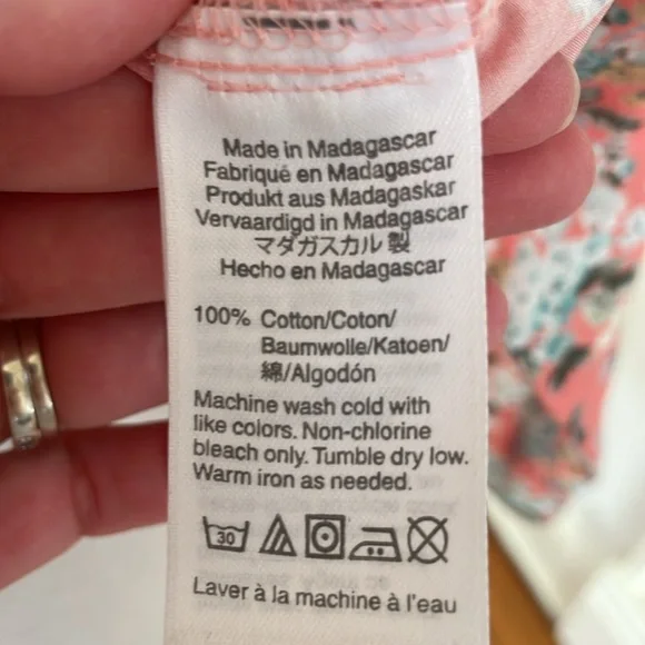 J Crew w/ Liberty Fabric Cotton Popover Blouse, Size 8 - Picture 8 of 8